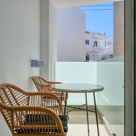 Easy Too - Steps From Kefalos Village Square Kos Town